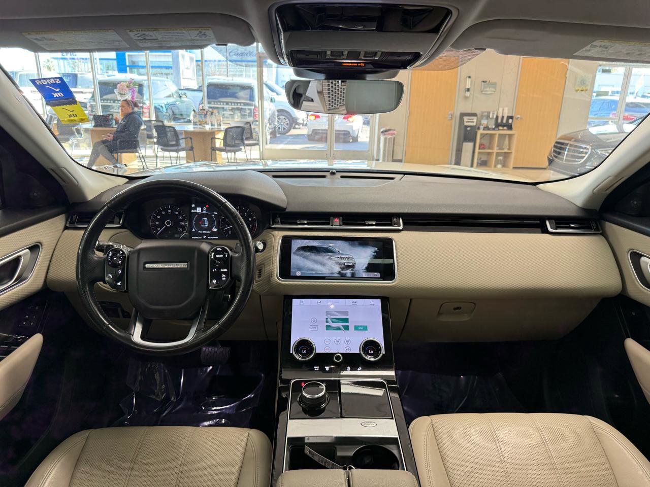 Used 2019 Land Rover Range Rover Velar S image 11