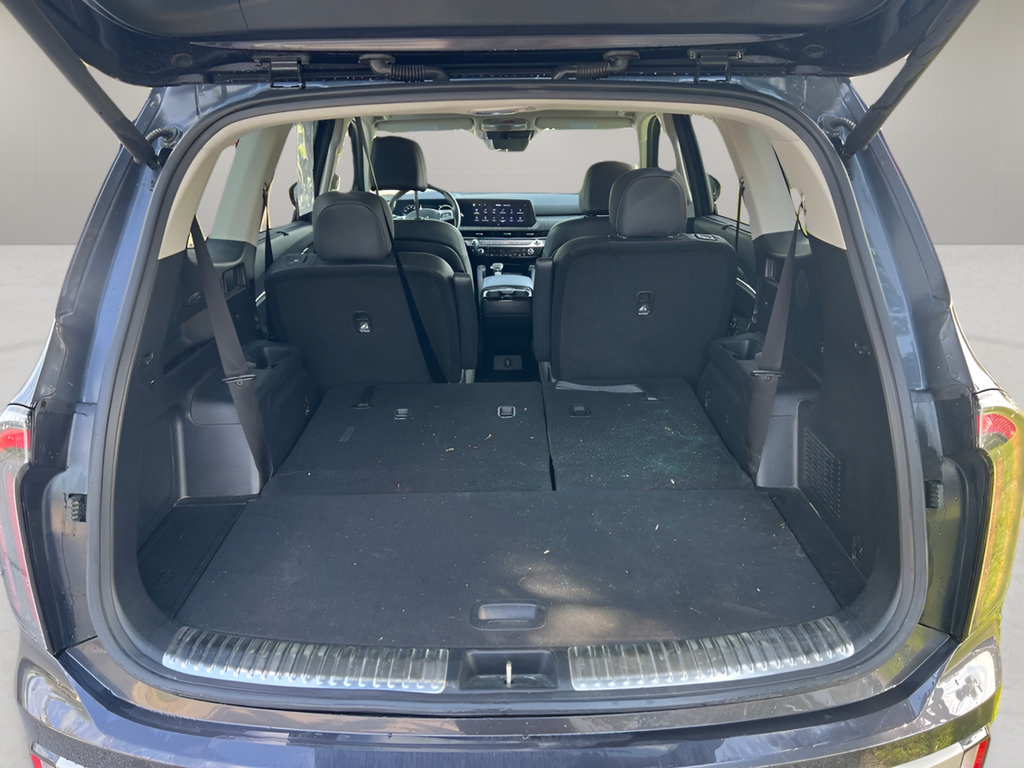 Used 2025 Kia Telluride SX w/ SX Captain's Chair Package AWD/4WD image 10