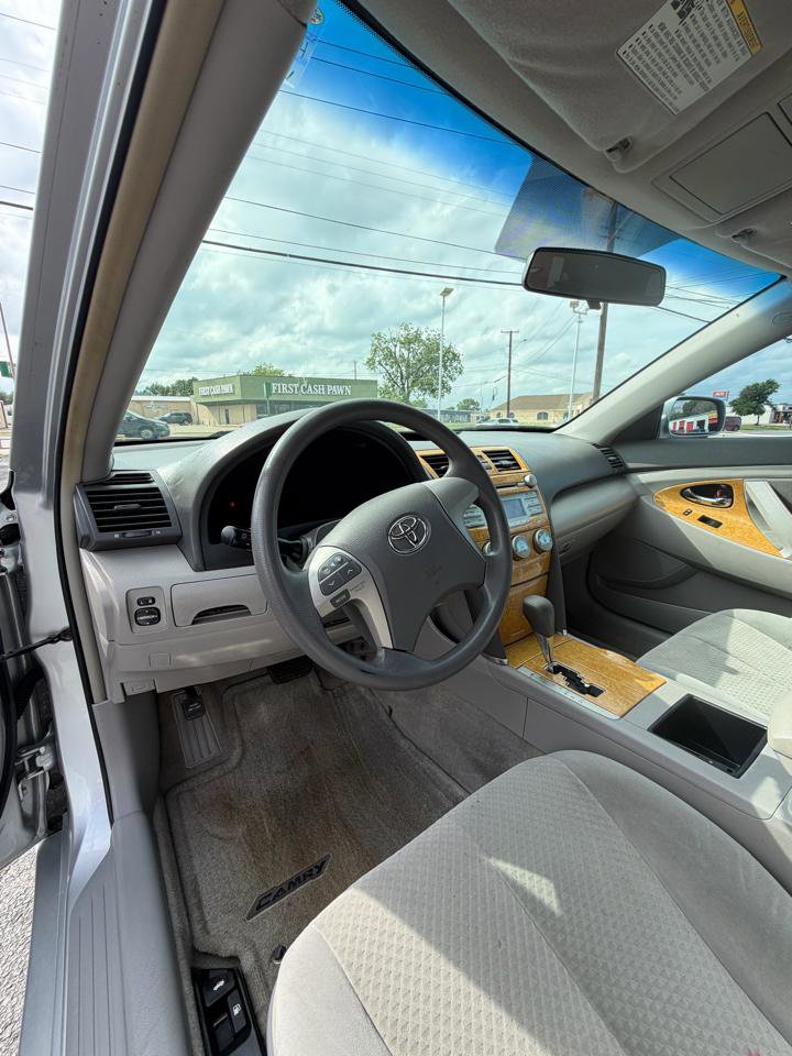 Used 2007 Toyota Camry XLE FWD image 9