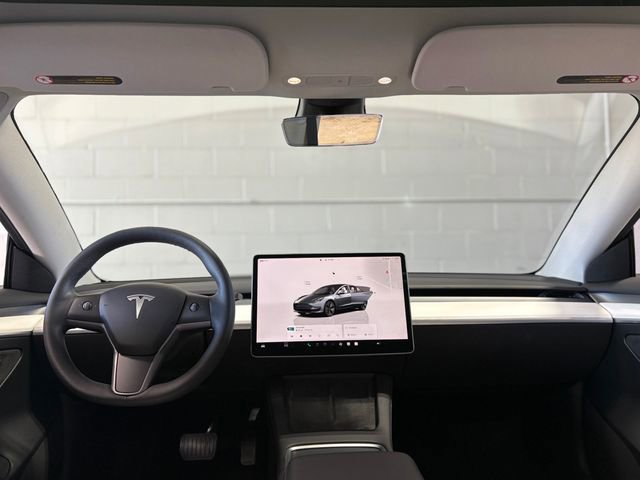 Used 2023 Tesla Model 3 Standard Range image 36