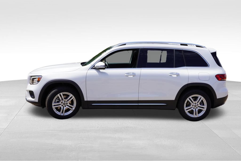 Used 2022 Mercedes-Benz GLB 250 4MATIC image 9