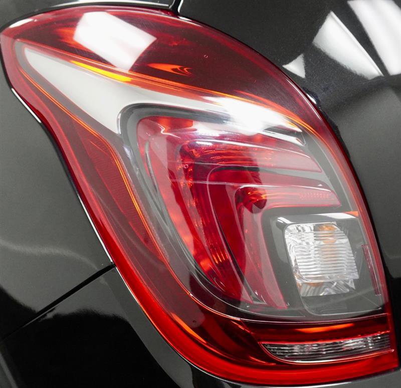 Used 2020 Buick Encore Preferred image 37