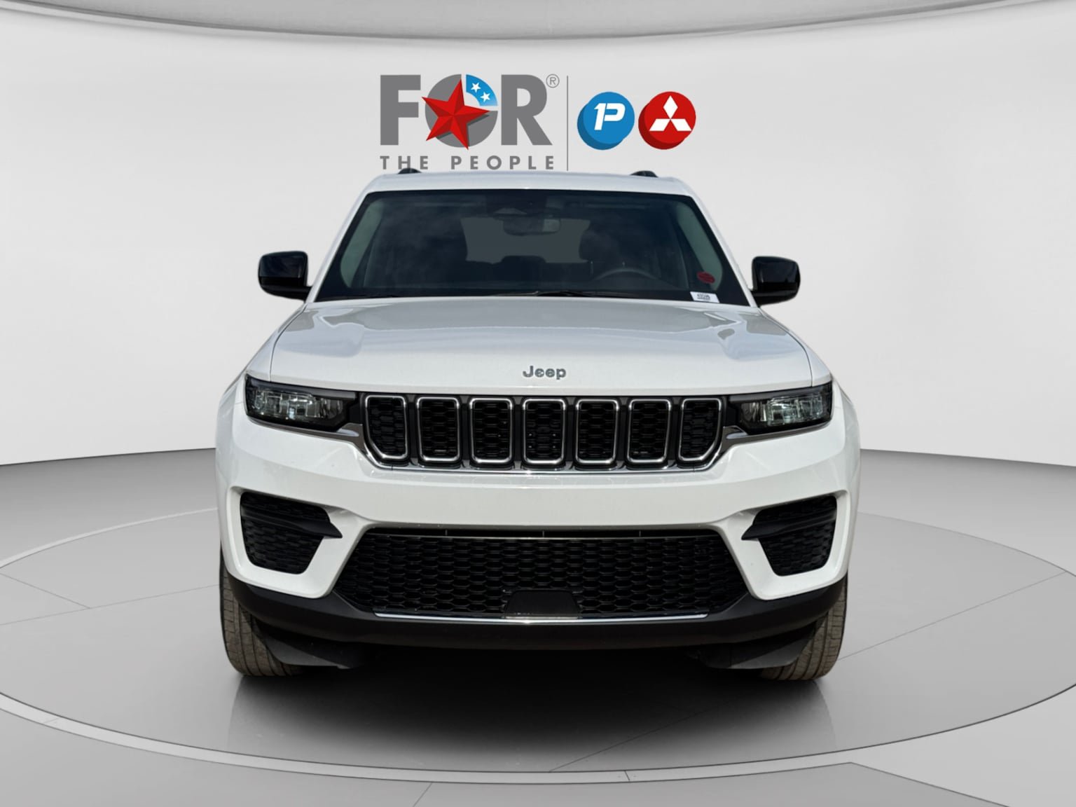Used 2023 Jeep Grand Cherokee Laredo w/ Luxury Tech Group I RWD image 8