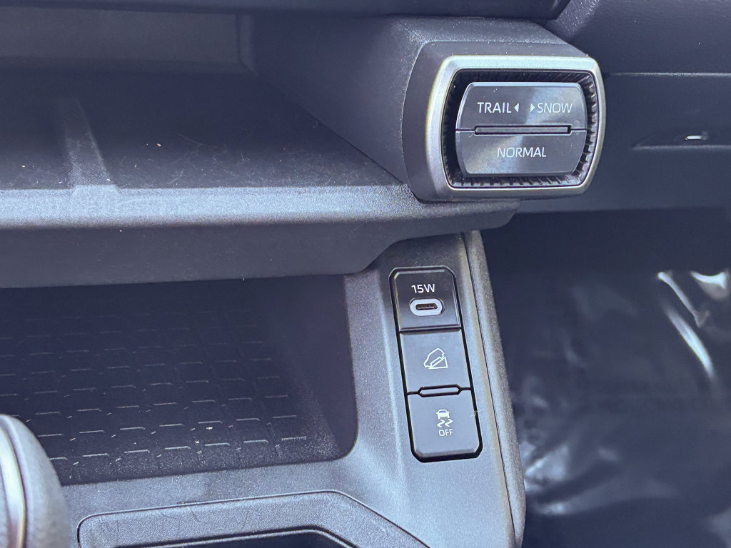 Certified 2026 Toyota RAV4 LE AWD/4WD image 32