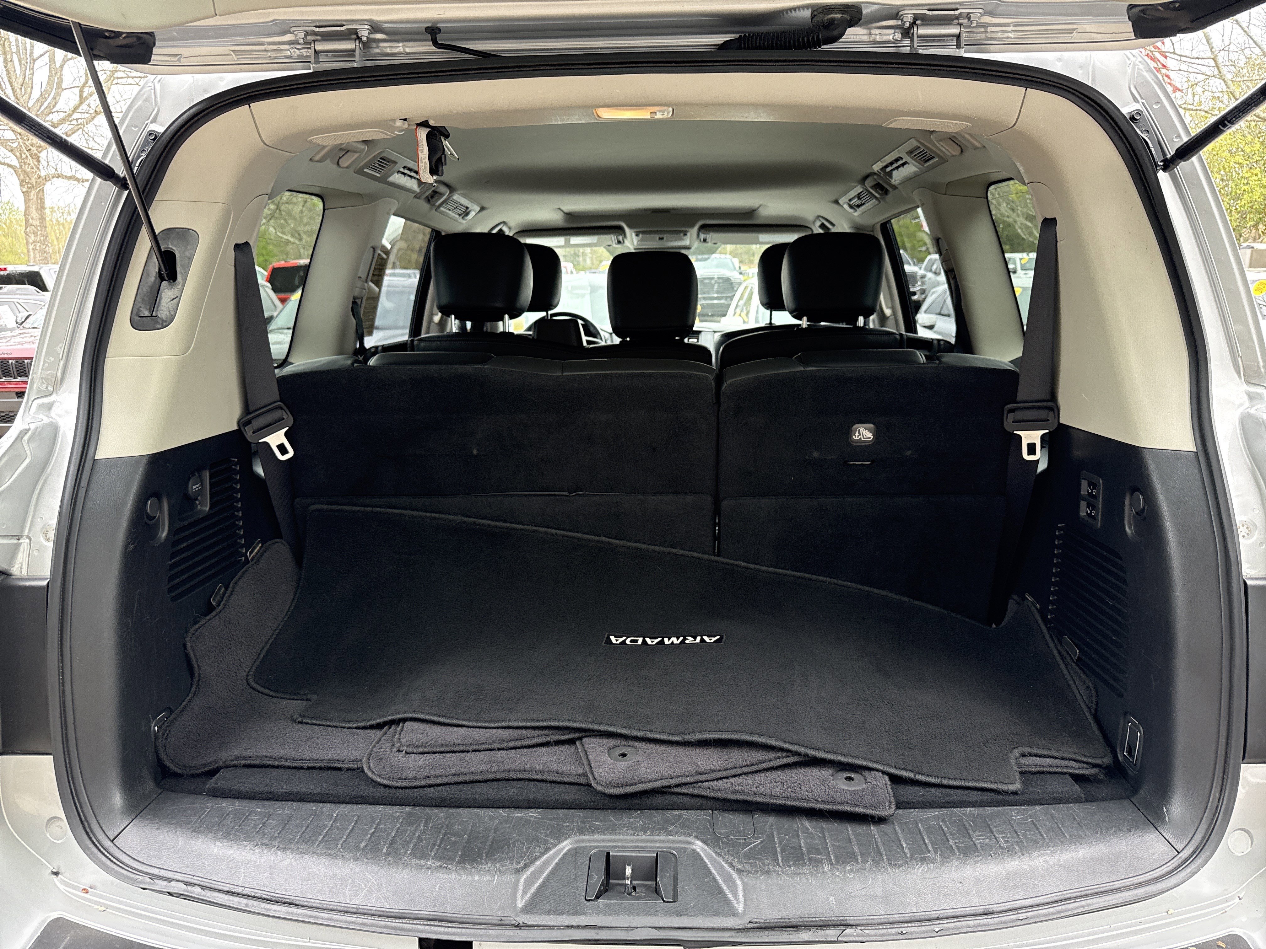 Used 2020 Nissan Armada SL w/ Premium Package AWD/4WD image 18