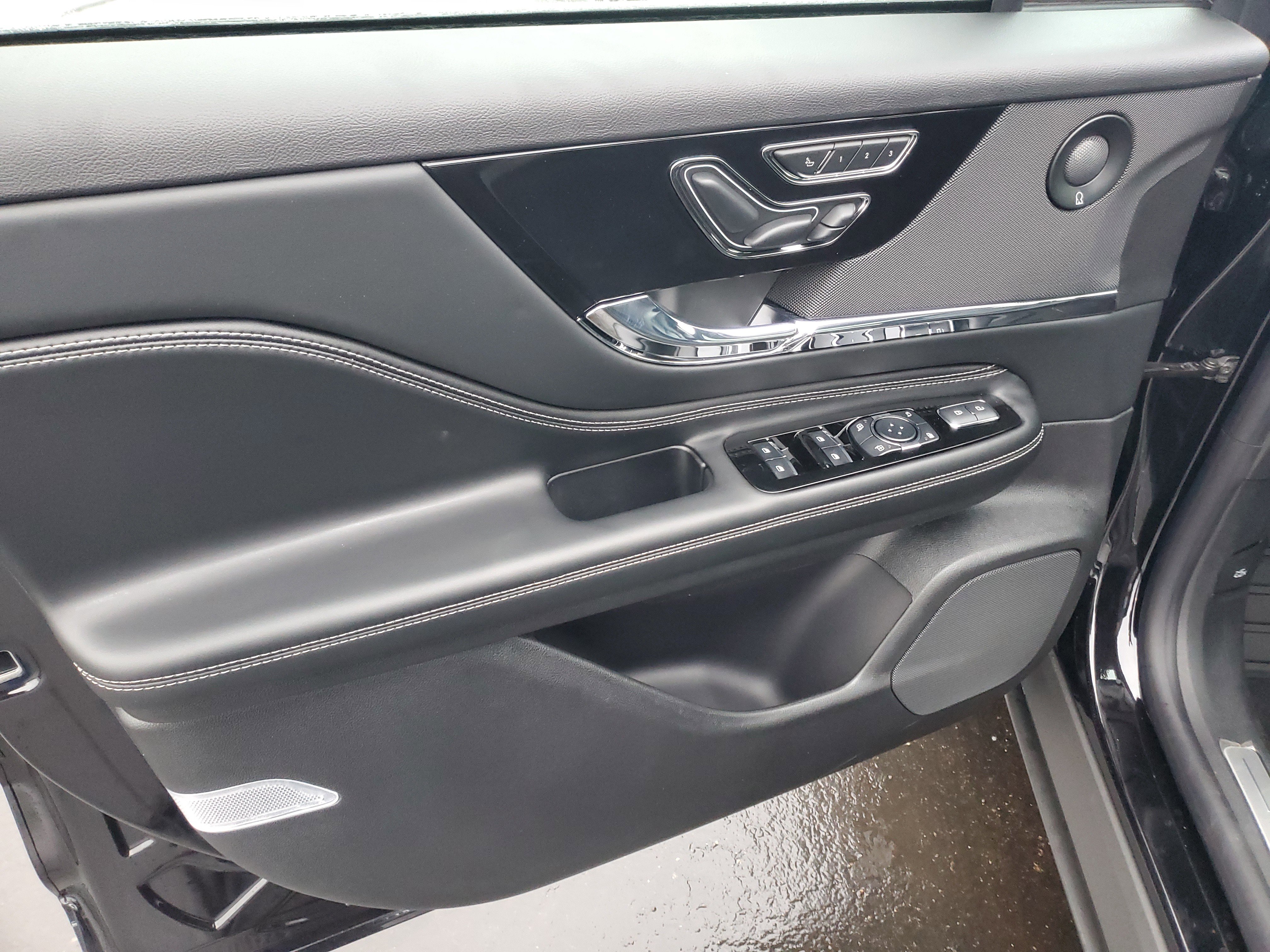 New 2026 Lincoln Corsair Grand Touring image 8