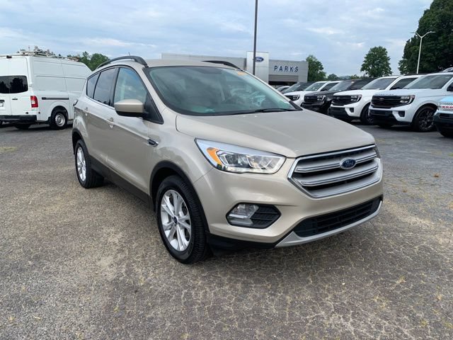 Used 2018 Ford Escape SEL FWD image 2