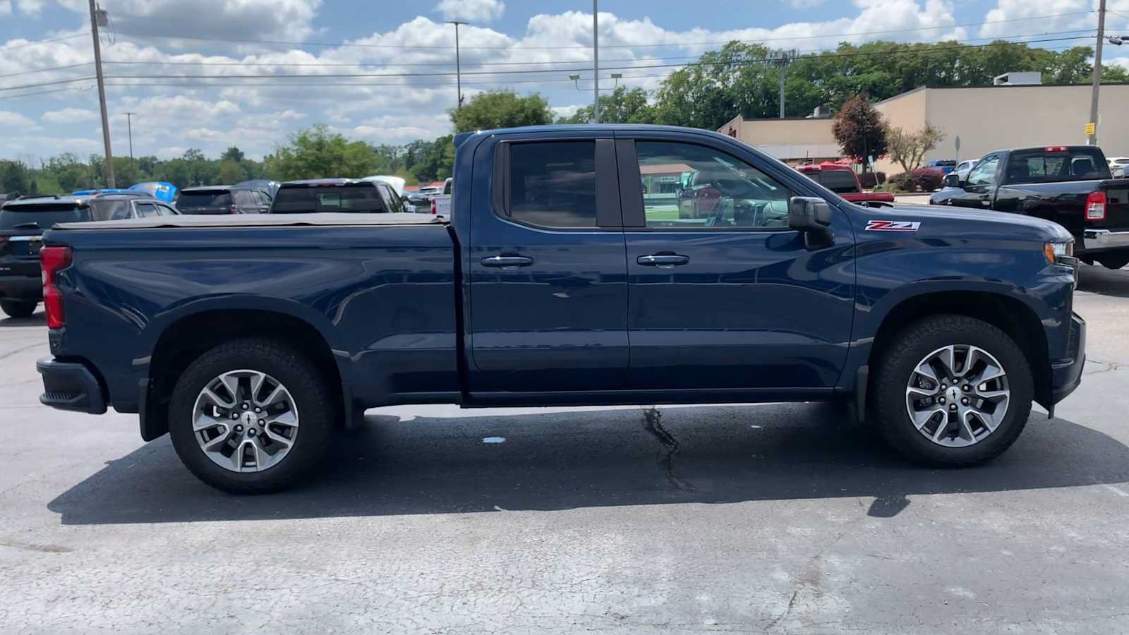 Certified 2020 Chevrolet Silverado 1500 RST AWD/4WD image 9