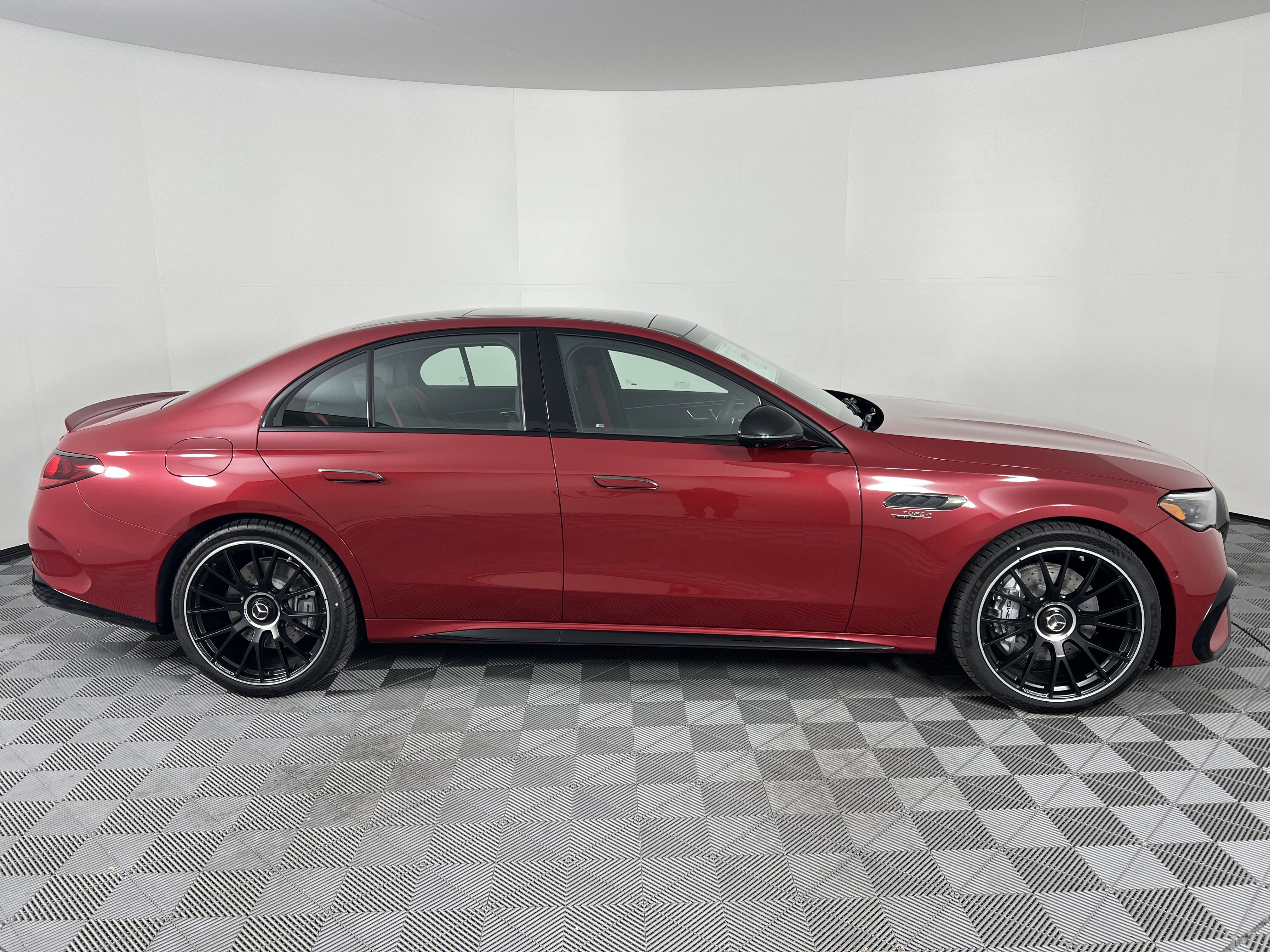 New 2026 Mercedes-Benz E 53 AMG e 4MATIC Sedan image 14