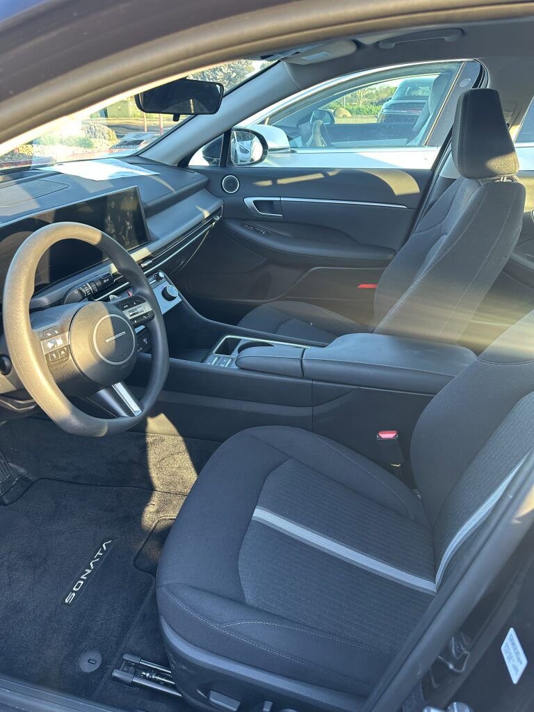 Certified 2025 Hyundai Sonata SEL image 2