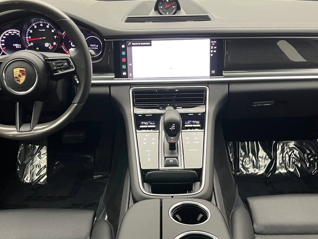 Used 2023 Porsche Panamera image 31