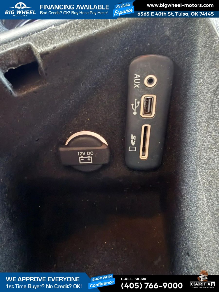 Used 2016 Dodge Challenger R/T Plus RWD image 17