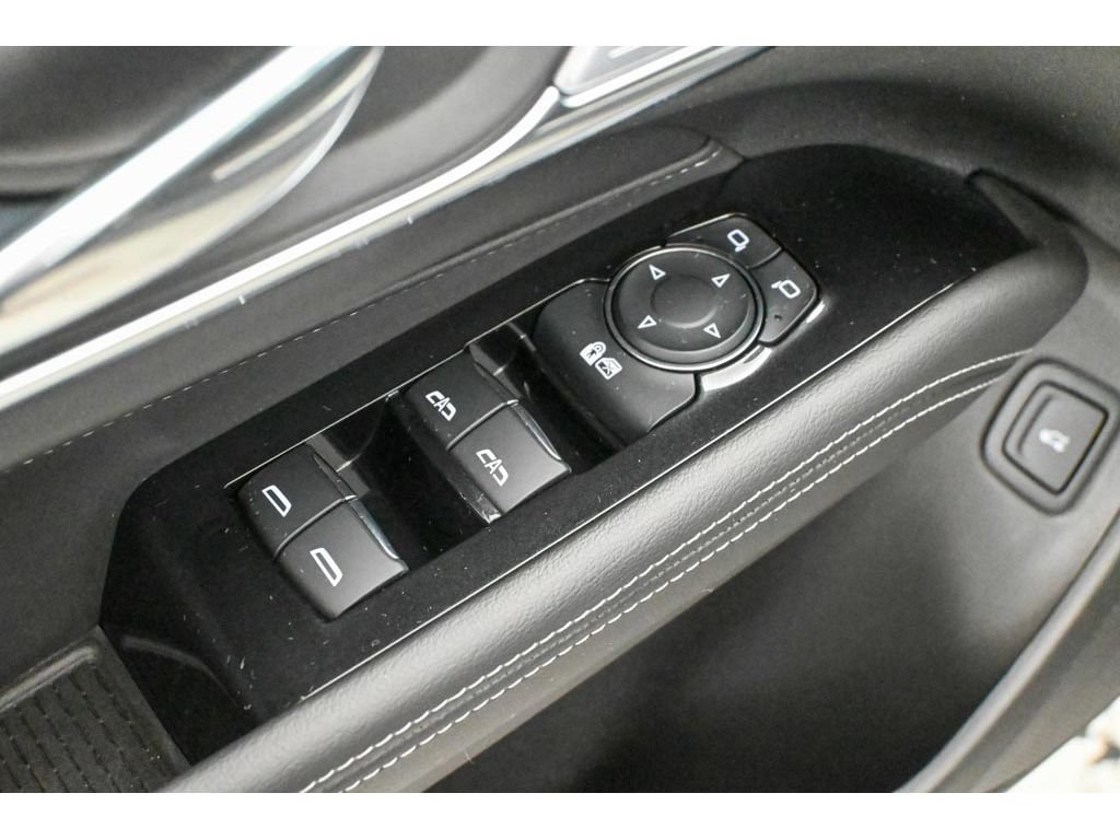 New 2025 Cadillac CT4 Premium Luxury w/ LPO, ONYX Package AWD/4WD image 16