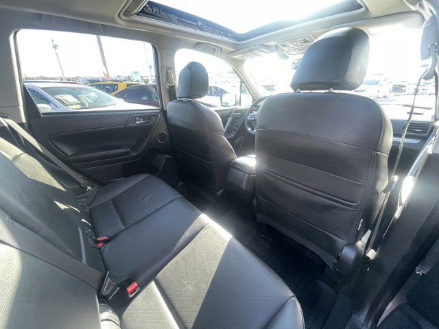 Used 2015 Subaru Forester 2.5i Limited AWD/4WD image 13