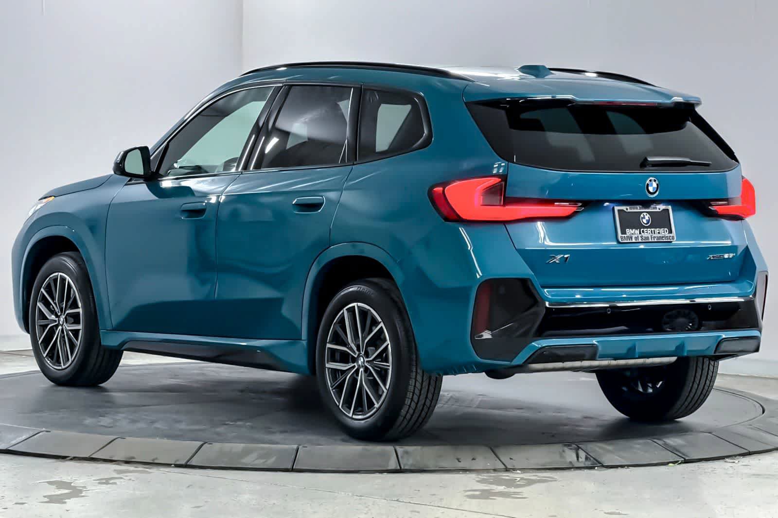 Certified 2023 BMW X1 xDrive28i w/ Premium Package image 6