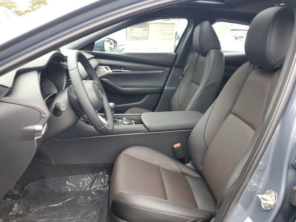 New 2026 MAZDA MAZDA3 2.5 S Hatchback w/ Premium Pkg FWD image 9