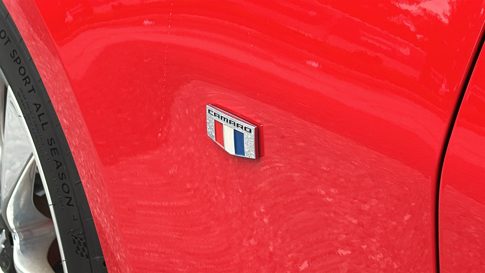 Used 2020 Chevrolet Camaro SS RWD image 14