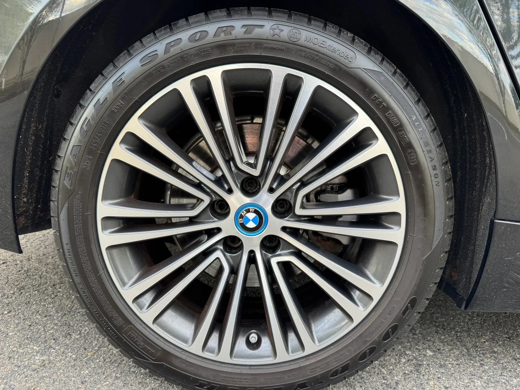 Used 2018 BMW 530e xDrive AWD/4WD image 17