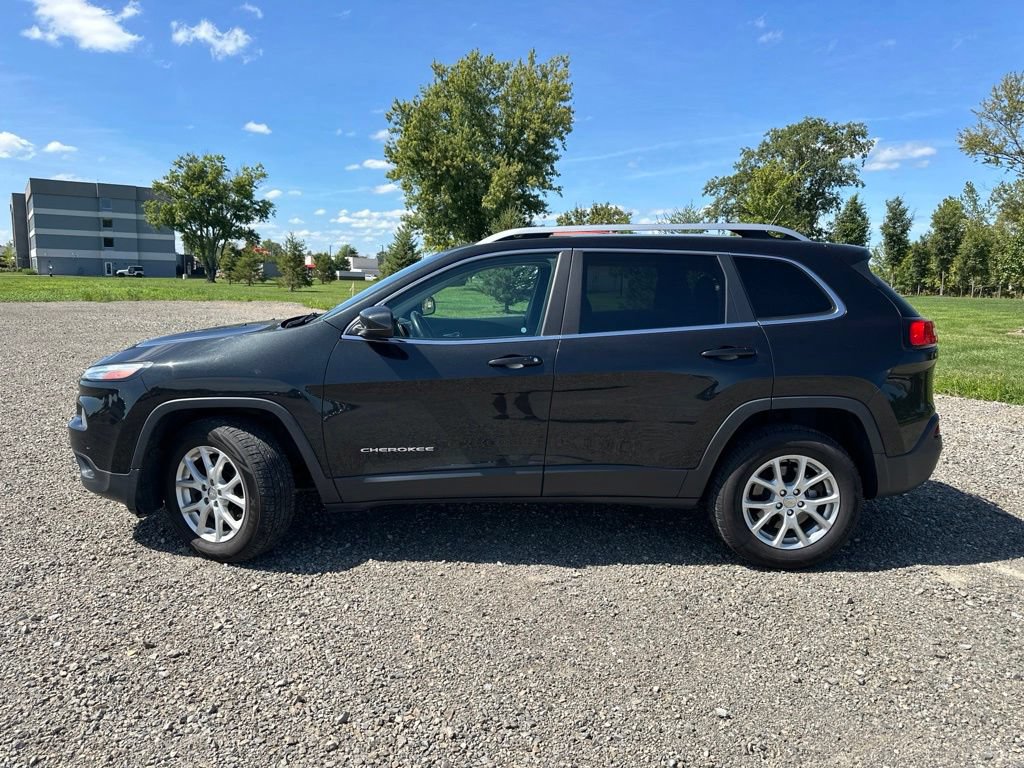 Used 2014 Jeep Cherokee Latitude w/ Comfort/Convenience Group AWD/4WD image 7