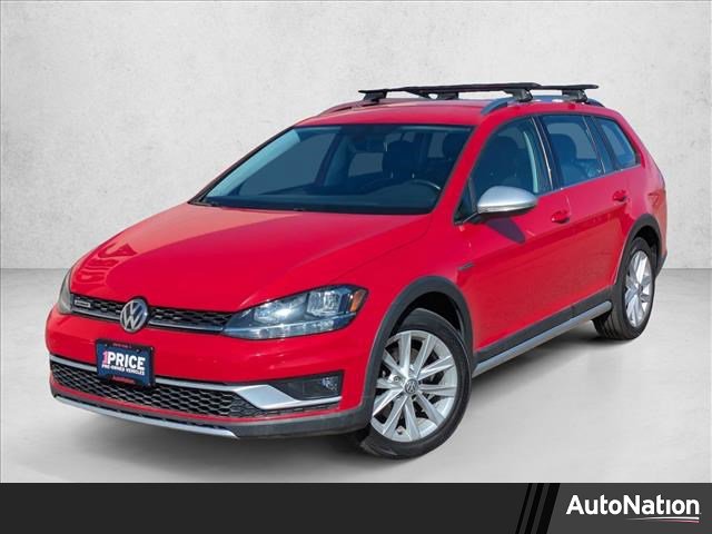 Used 2019 Volkswagen Golf Alltrack S image 1