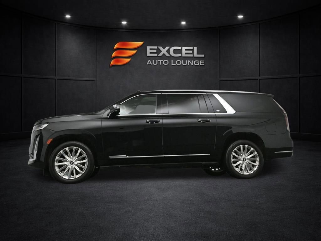 Used 2023 Cadillac Escalade ESV Premium Luxury image 44