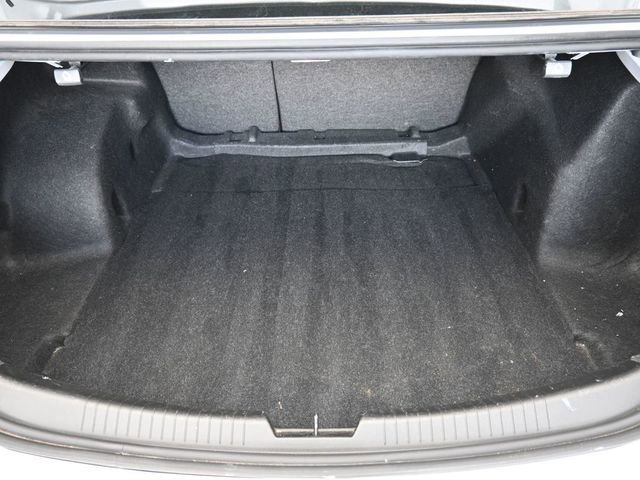 Used 2025 Chevrolet Malibu LS image 39