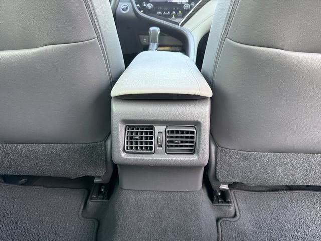 Used 2018 Toyota Camry XLE w/ Driver Assist Package FWD image 20
