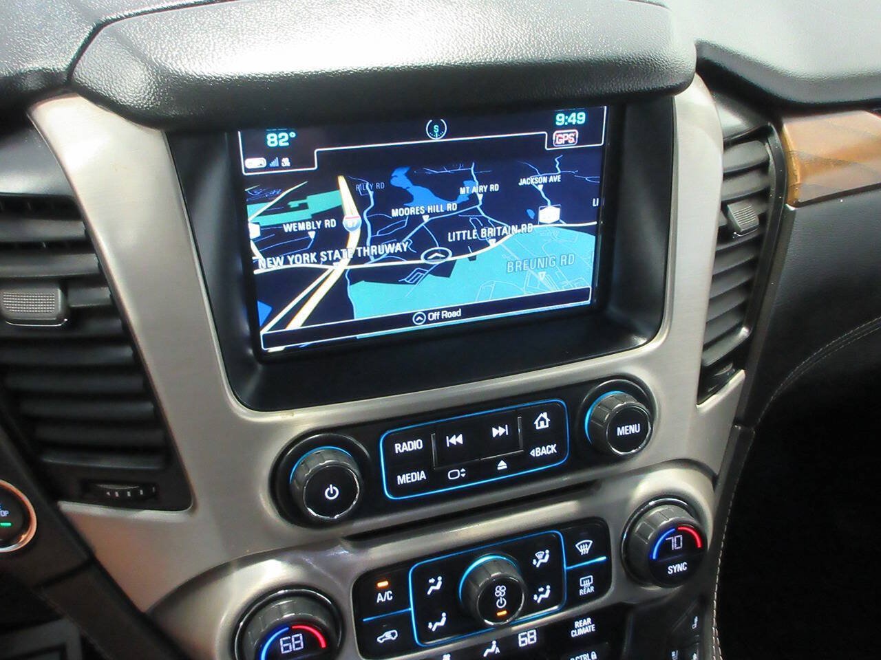 Used 2020 GMC Yukon XL Denali w/ Denali Premium Package AWD/4WD image 28