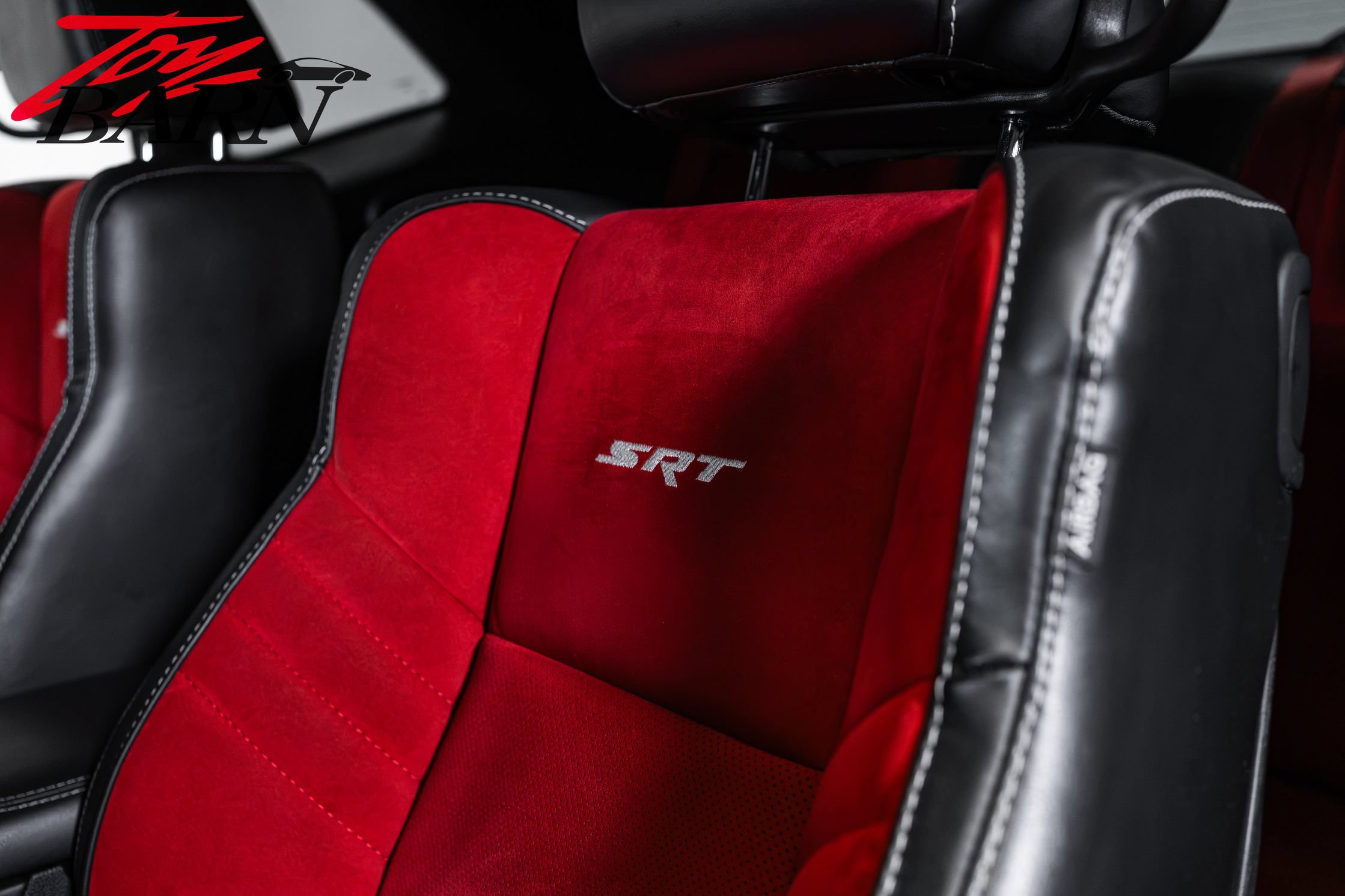 Used 2015 Dodge Challenger SRT Hellcat RWD image 23