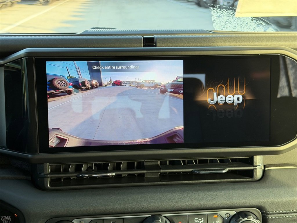 New 2026 Jeep Gladiator Sport image 17