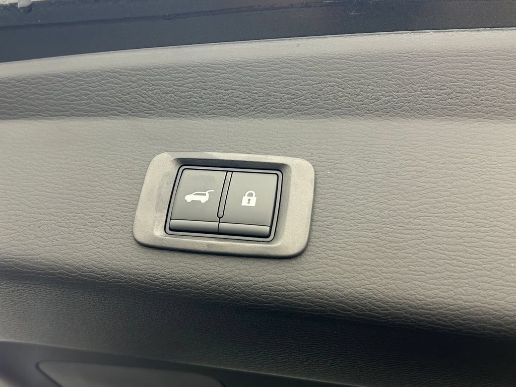 New 2026 Mitsubishi Outlander SE FWD image 17