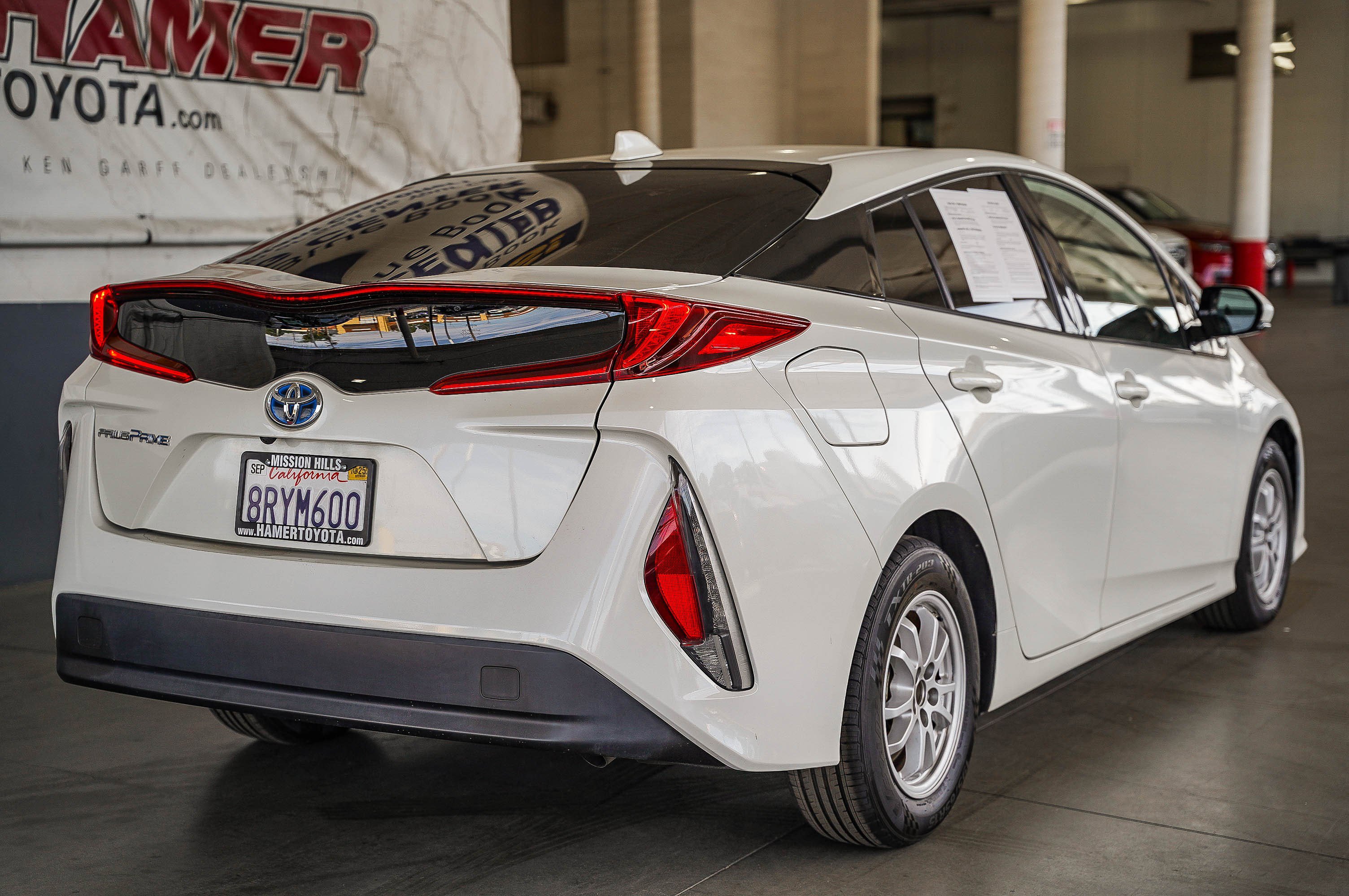 Certified 2020 Toyota Prius Prime LE image 11