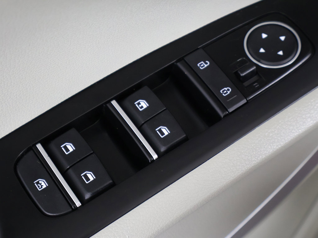 Used 2021 Kia Soul LX FWD image 32