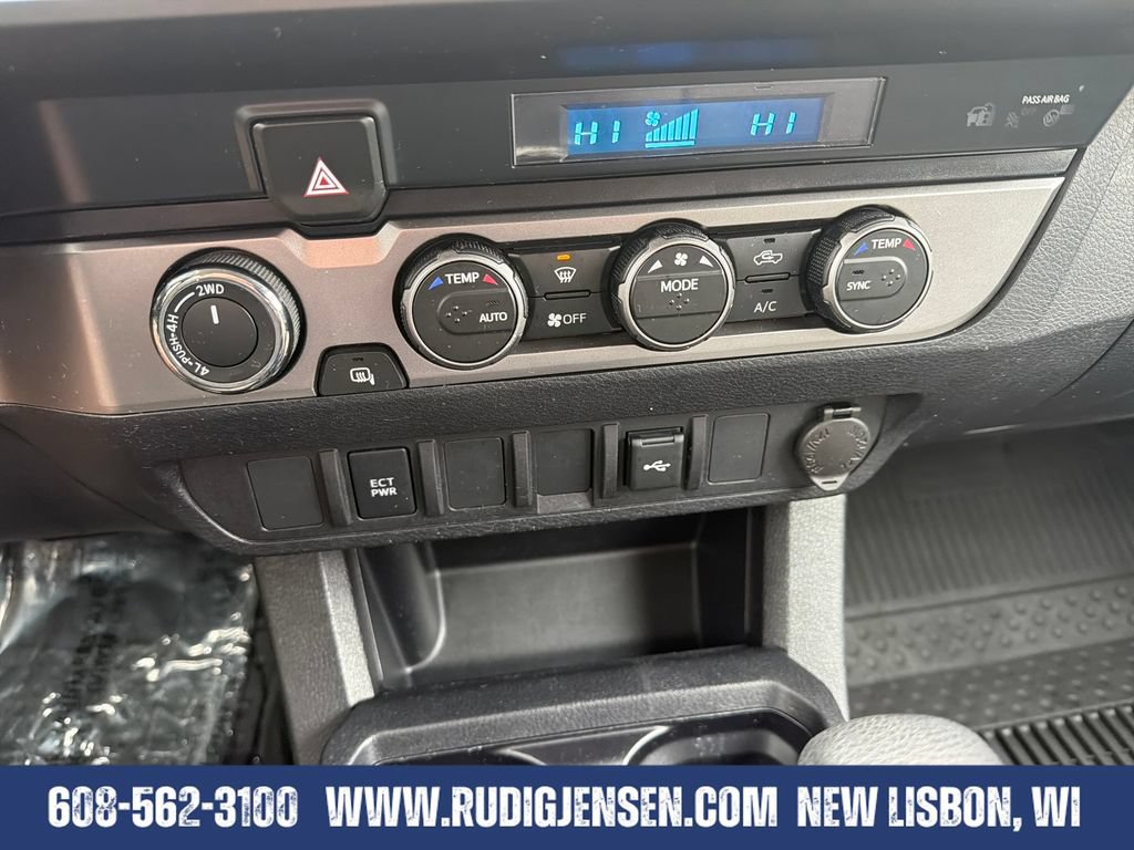 Used 2023 Toyota Tacoma SR AWD/4WD image 17