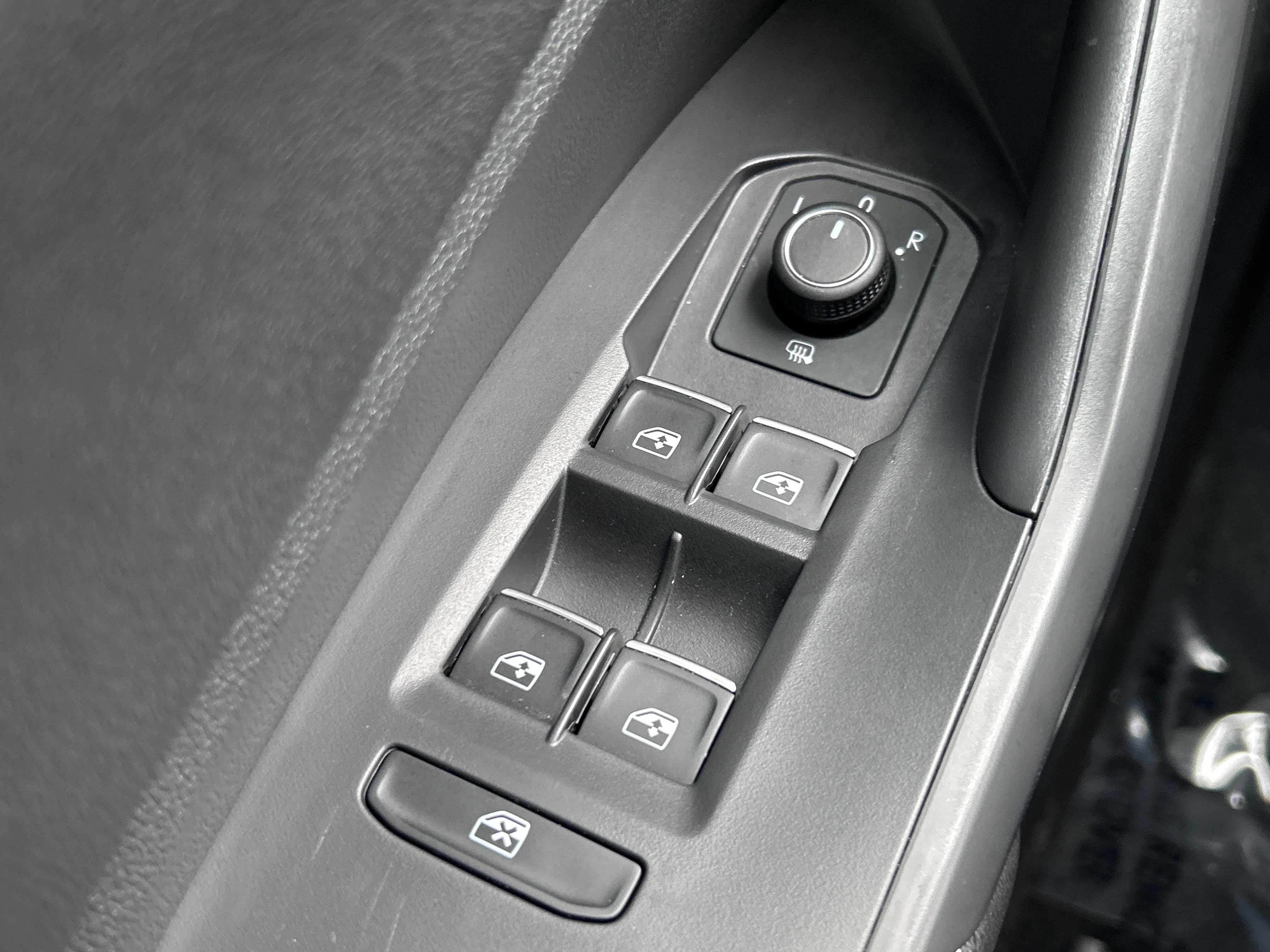 Certified 2024 Volkswagen Jetta S image 17