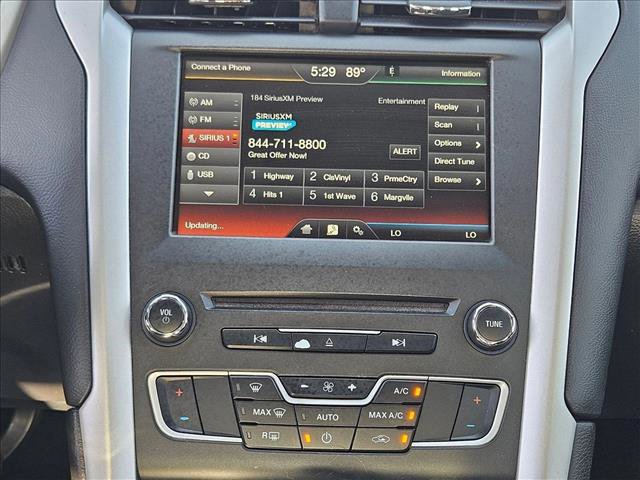 Used 2016 Ford Fusion SE FWD image 19