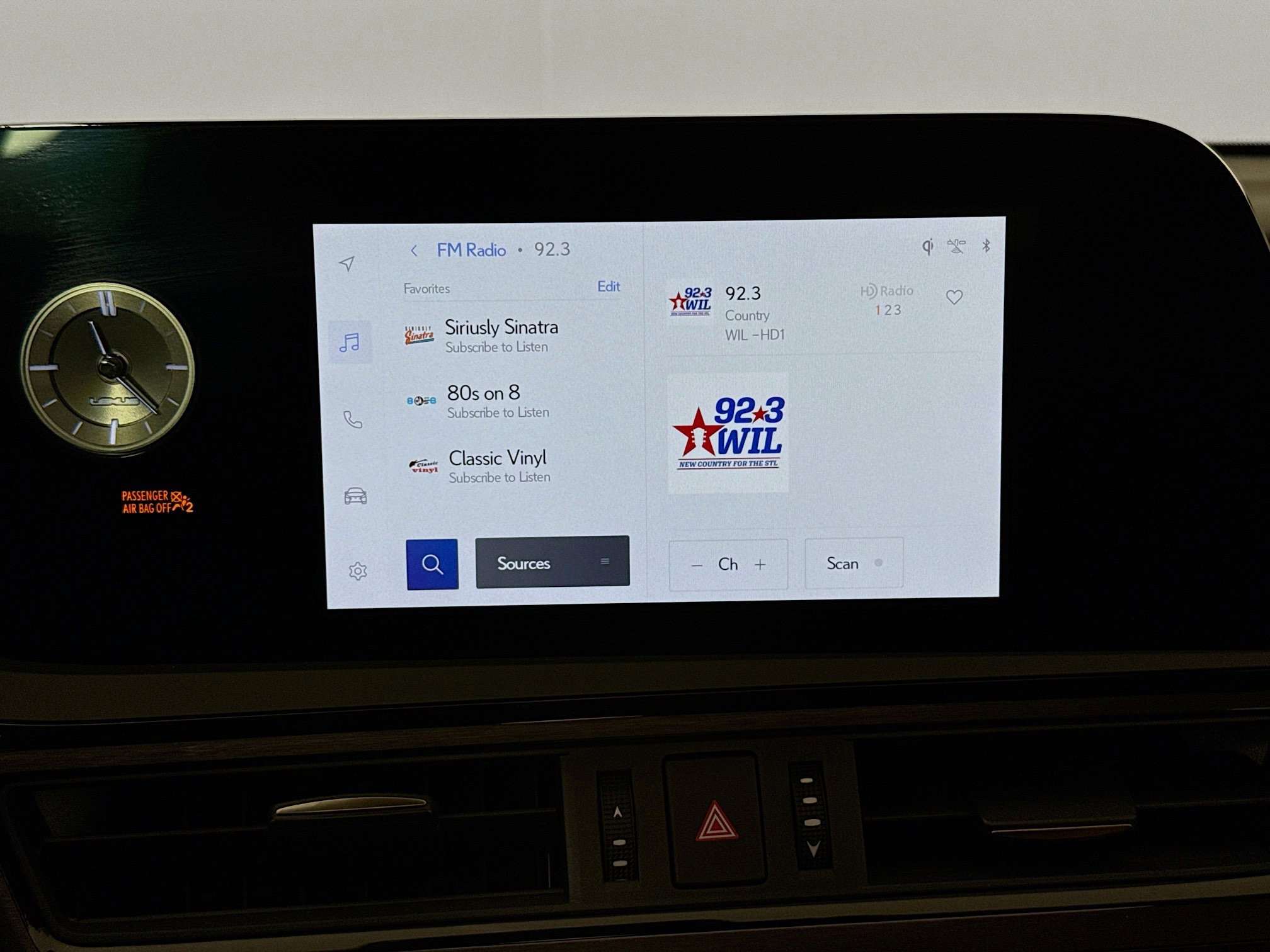 Certified 2023 Lexus ES 350 w/ Premium Package image 15