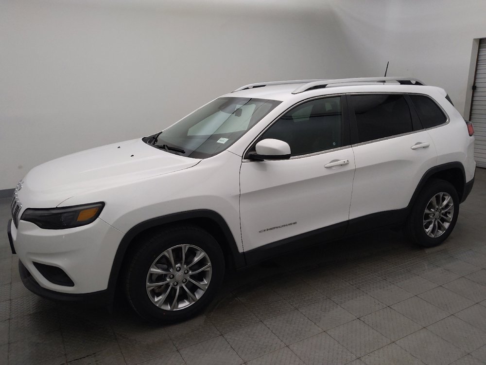 Used 2021 Jeep Cherokee Latitude Plus FWD image 2