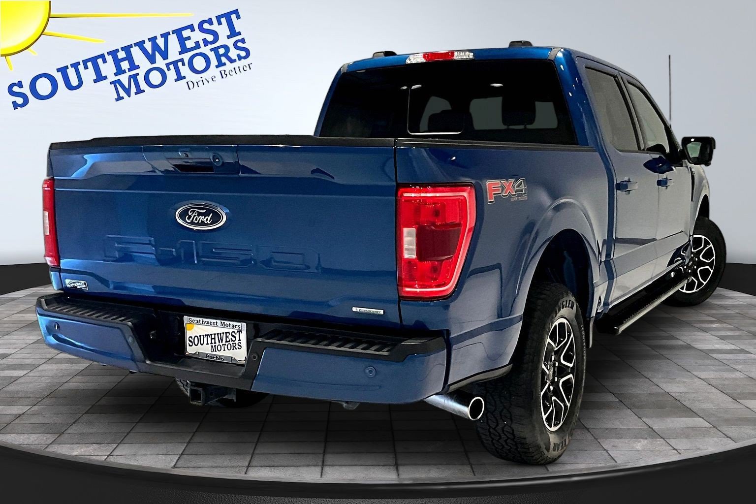 Used 2023 Ford F150 XLT AWD/4WD image 7