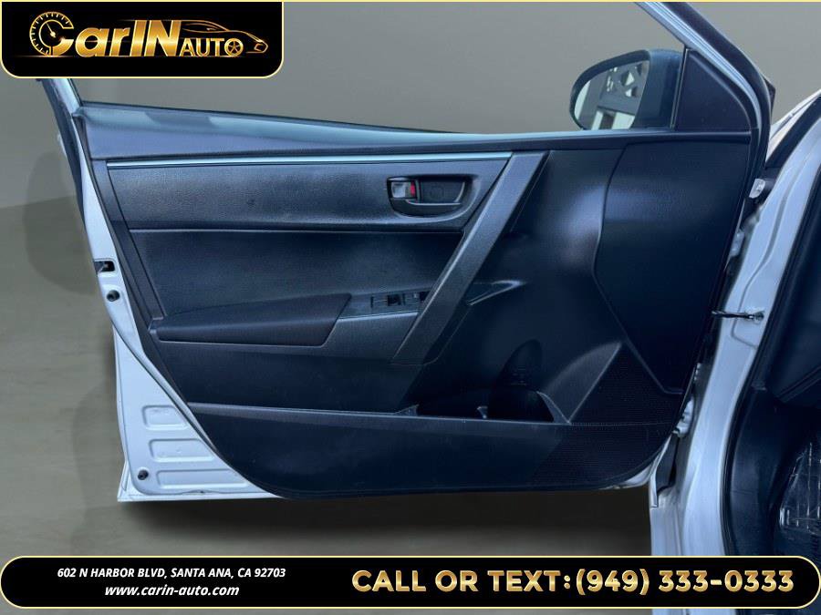 Used 2015 Toyota Corolla L FWD image 28