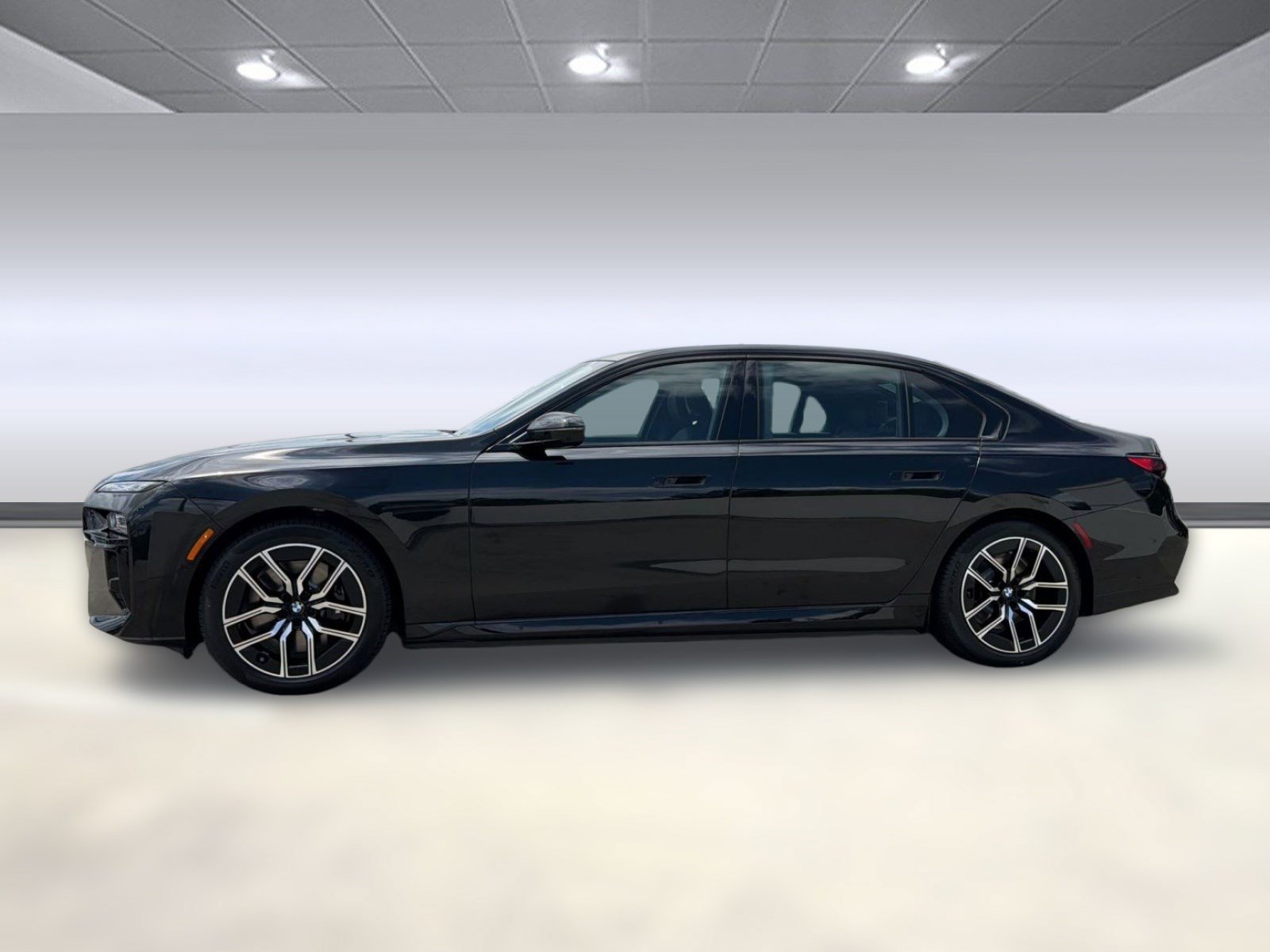 New 2026 BMW i7 xDrive60 w/ Executive Package AWD/4WD image 2