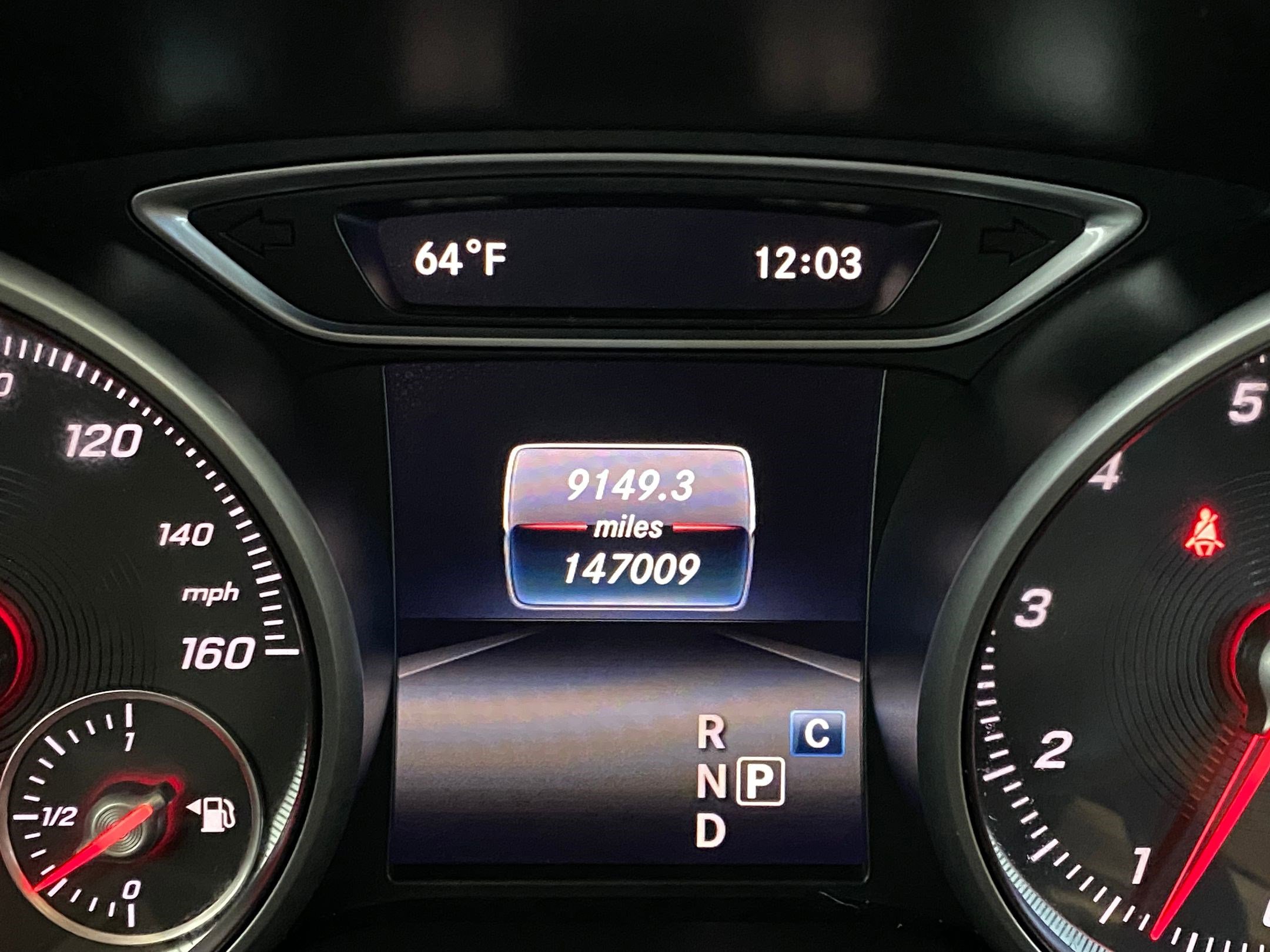 Used 2018 Mercedes-Benz GLA 250 4MATIC image 21