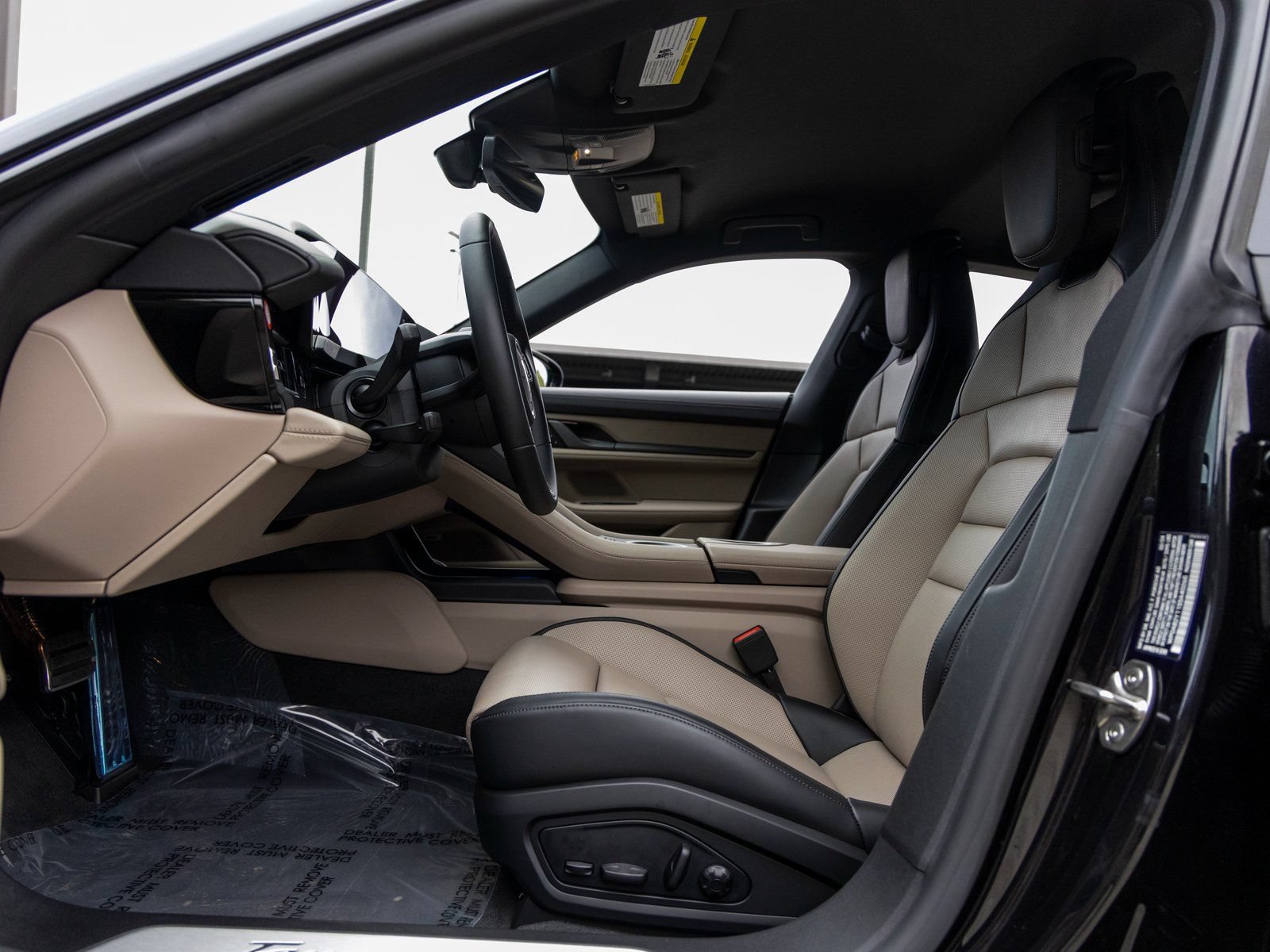 New 2025 Porsche Taycan 4S AWD/4WD image 24