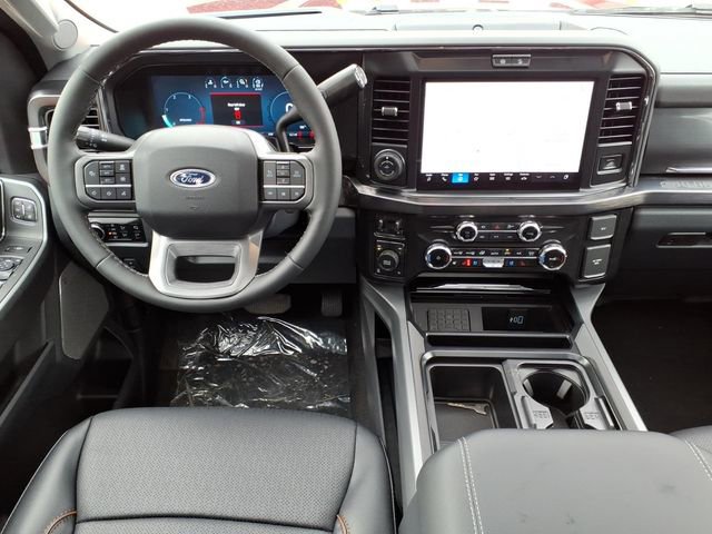 New 2026 Ford F250 Lariat w/ Black Appearance Package image 15