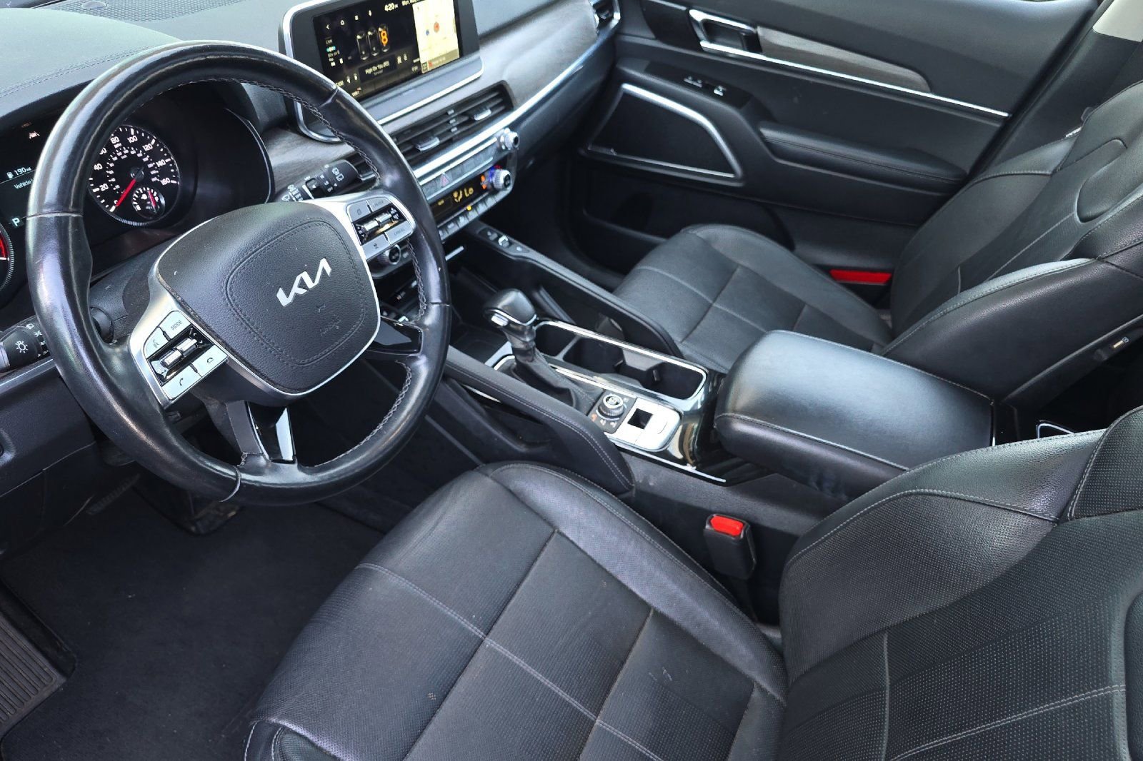 Used 2022 Kia Telluride EX w/ EX Premium Package AWD/4WD image 10