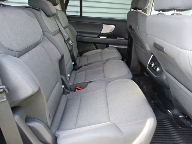 Used 2025 Ford Expedition Active RWD image 37