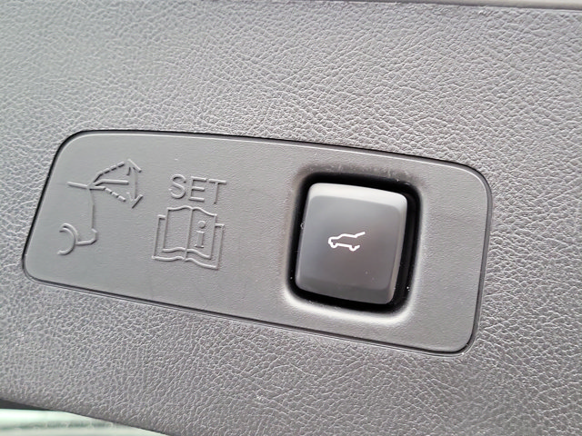 Used 2023 Lincoln Corsair FWD image 7