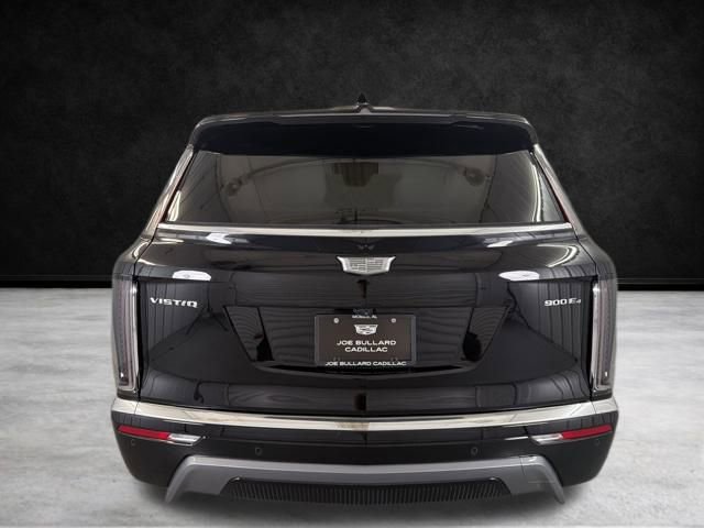 Certified 2026 Cadillac Vistiq Luxury image 6