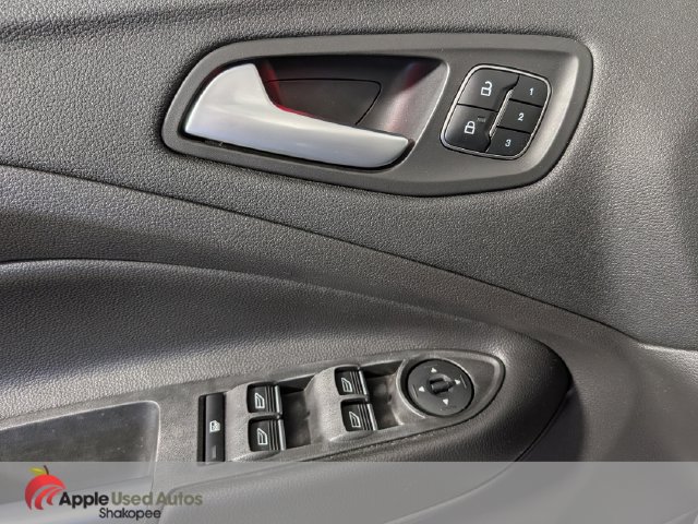 Used 2017 Ford Escape Titanium w/ Equipment Group 301A AWD/4WD image 13