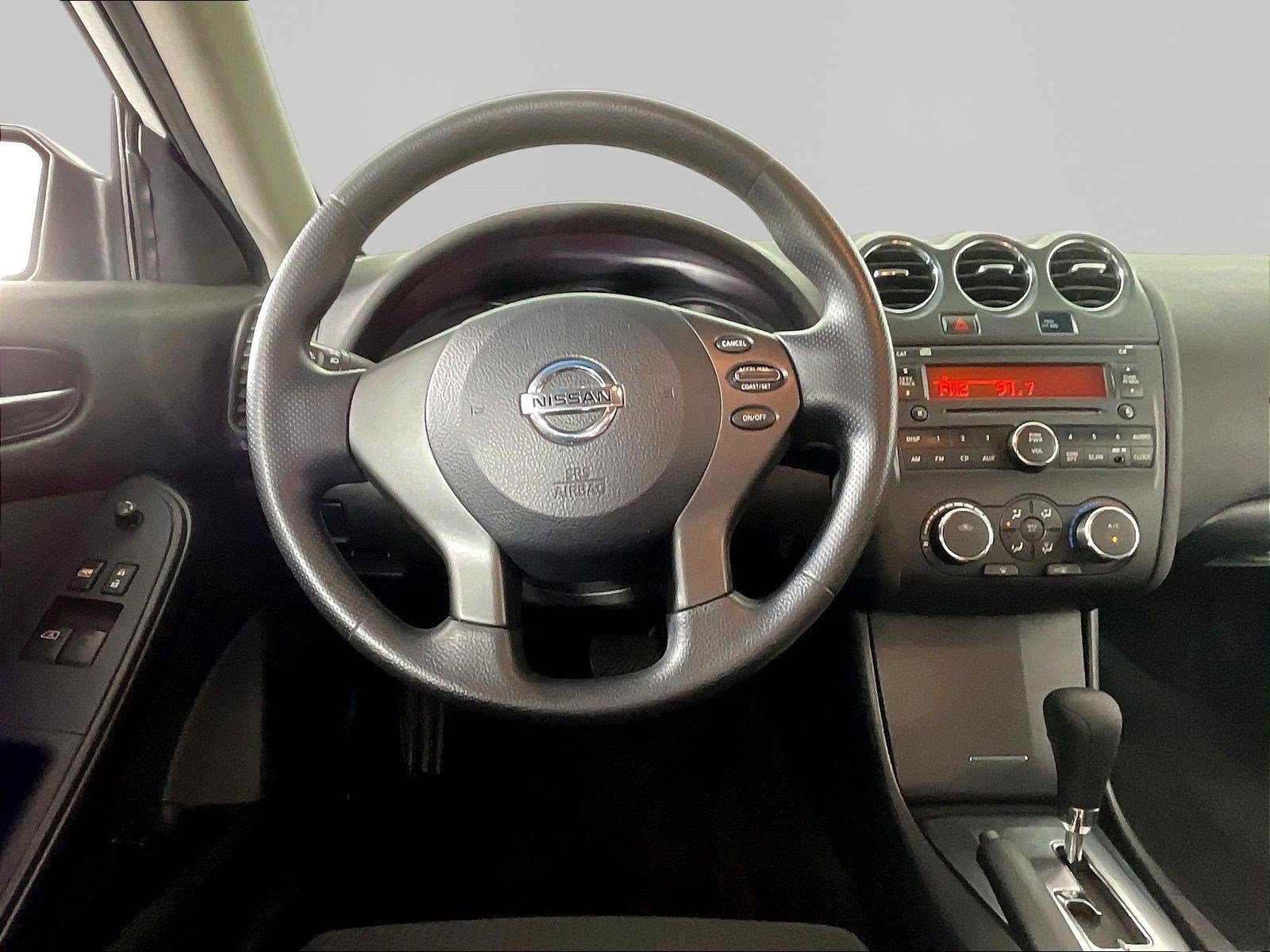 Used 2013 Nissan Altima 2.5 S FWD image 8